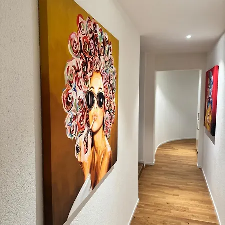 Mcneal Solutions Zentrale Lage Direkt Am Roten Platz