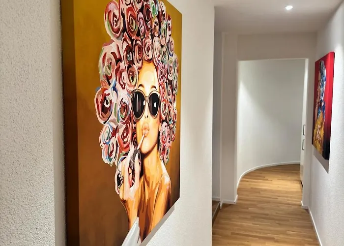 Mcneal Solutions Zentrale Lage Direkt Am Roten Platz